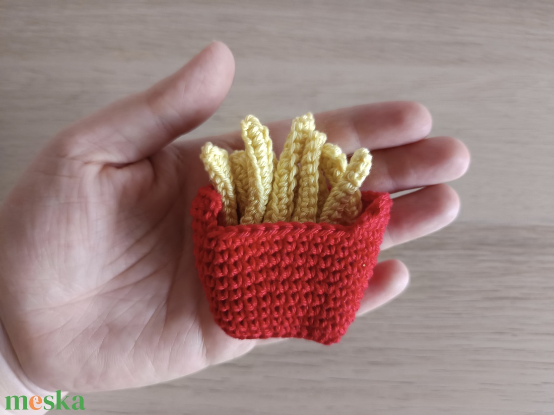 Horgolt sültkrumpli (amigurumi játék) - játék & sport - gyerekkonyha - játék ételek - Meska.hu