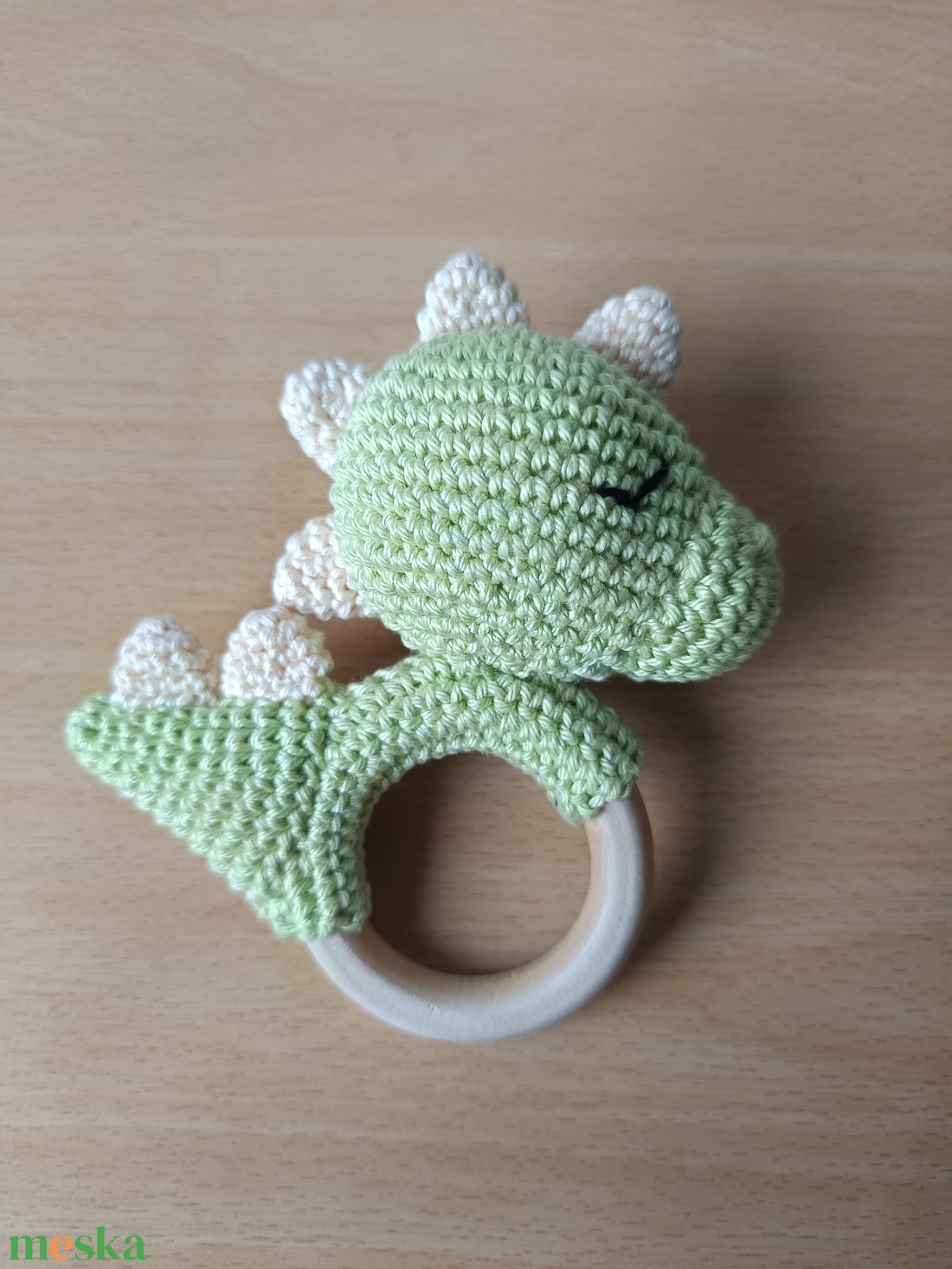 Horgolt dínó csörgő szett - baba - mama - baba játékok - csörgő - Meska.hu