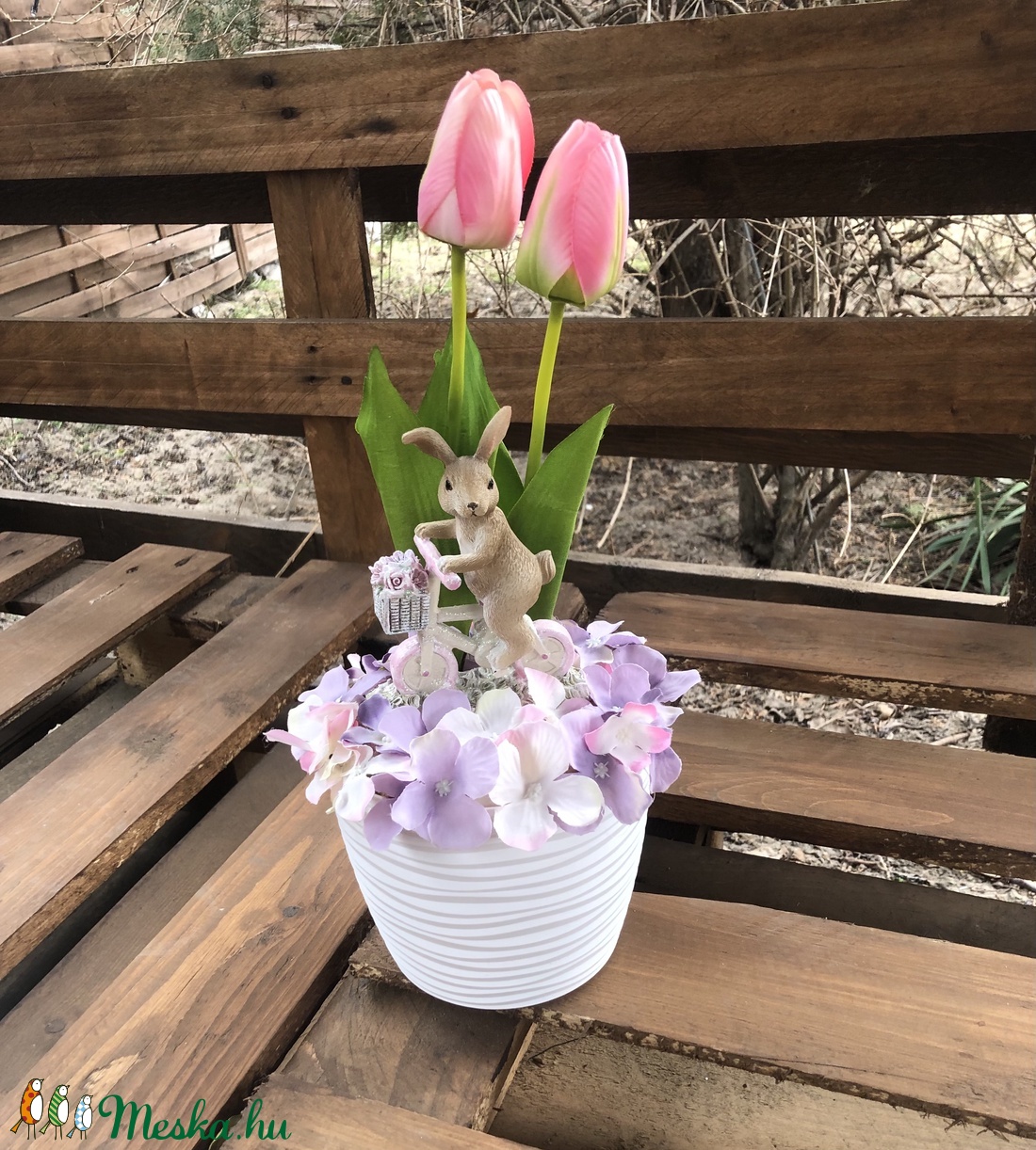 Tavaszi asztaldísz nyuszival - ünnepi díszek, dekorációk - húsvéti díszek és dekorációk - húsvéti virágos díszek - Meska.hu