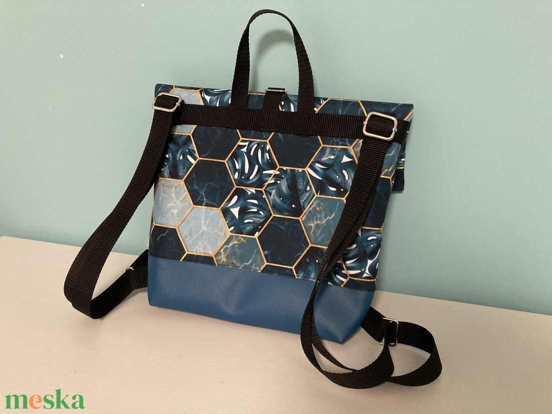 Zöld növényi mintás rolltop 100% vízhatlan hátizsák - táska & tok - hátizsák - roll top hátizsák - Meska.hu Zöld növényi mintás rolltop 100% vízhatlan hátizsák - táska & tok - hátizsák - roll top hátizsák - Meska.hu