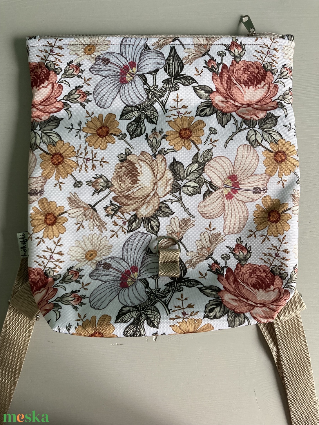 Virágos rolltop hátizsák barna textilbőrrel - táska & tok - hátizsák - kishátizsák - Meska.hu Virágos rolltop hátizsák barna textilbőrrel - táska & tok - hátizsák - kishátizsák - Meska.hu