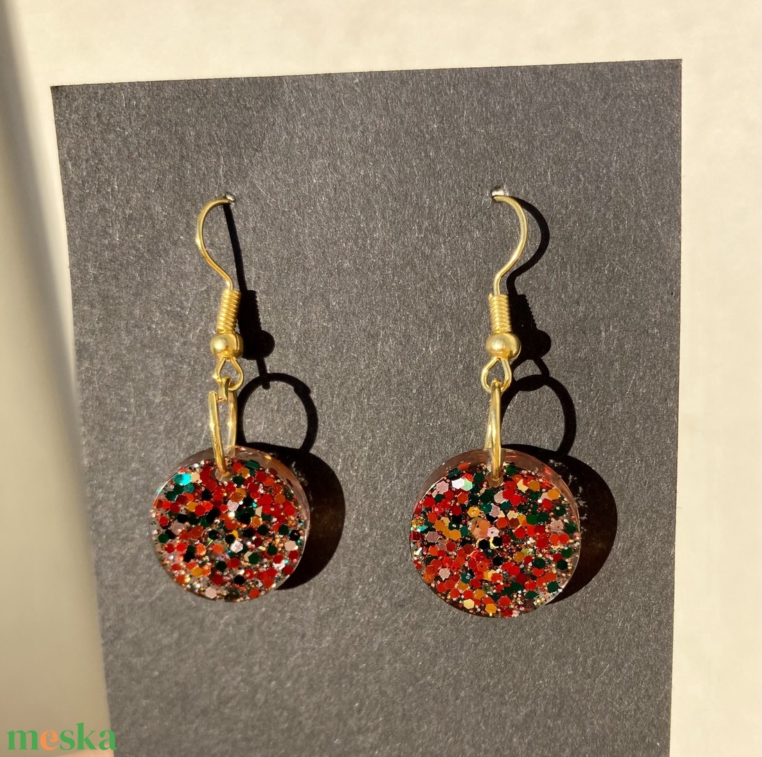 Kerek csillámos műgyanta fülbevaló - 4 méretben! - ékszer - fülbevaló - lógó fülbevaló - Meska.hu