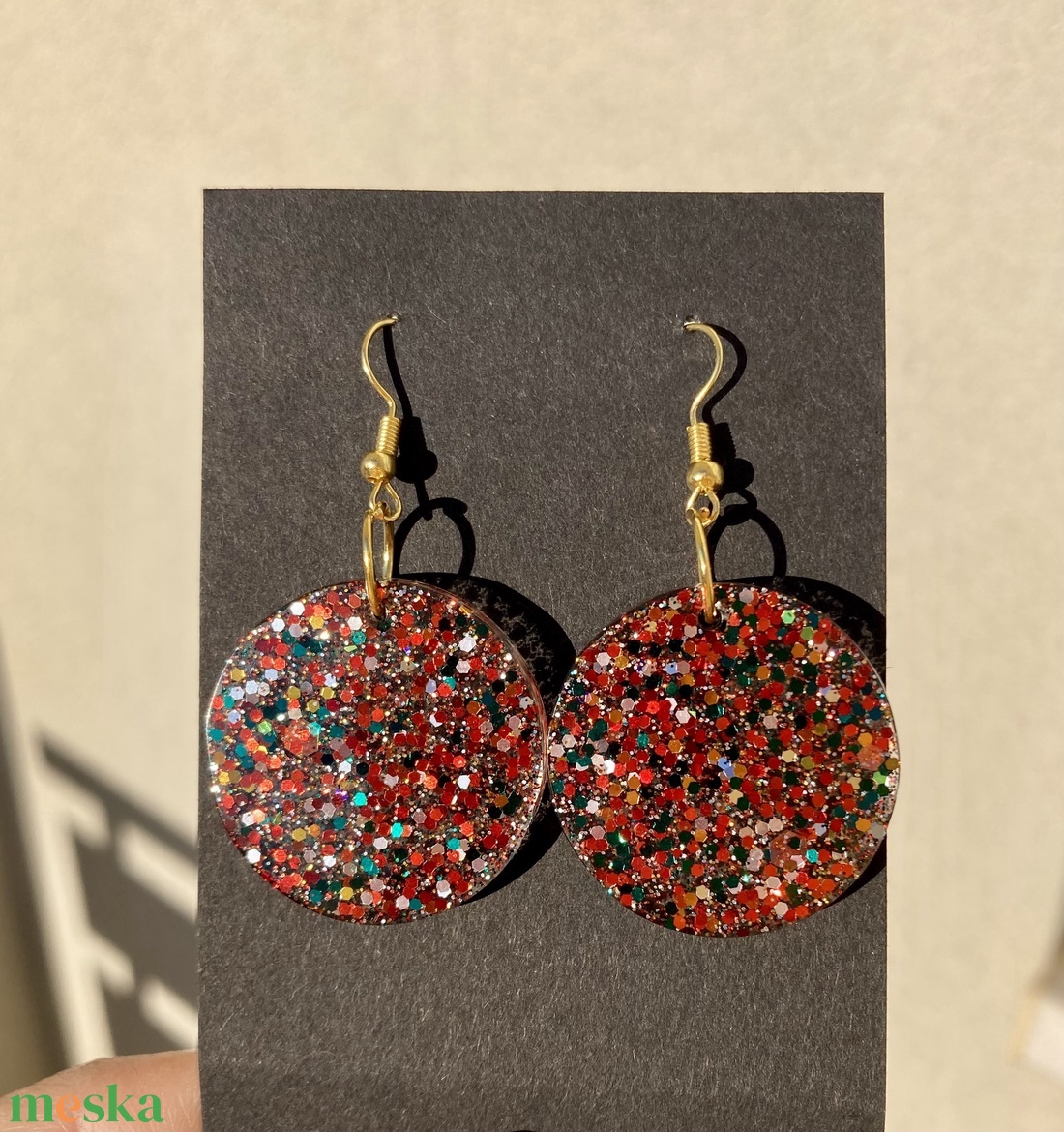 Kerek csillámos műgyanta fülbevaló - 4 méretben! - ékszer - fülbevaló - lógó fülbevaló - Meska.hu