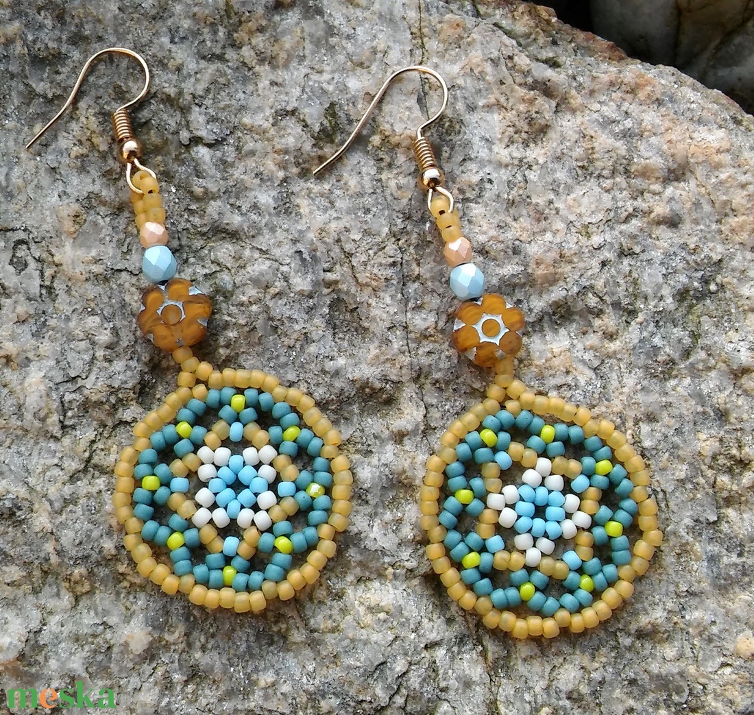 Spring mandala, gyöngy, gyöngyékszer, gyöngy fülbevaló, ajándék, névnap, születésnap, karácsony, télapó - ékszer - fülbevaló - lógó fülbevaló - Meska.hu Spring mandala, gyöngy, gyöngyékszer, gyöngy fülbevaló, ajándék, névnap, születésnap, karácsony, télapó - ékszer - fülbevaló - lógó fülbevaló - Meska.hu