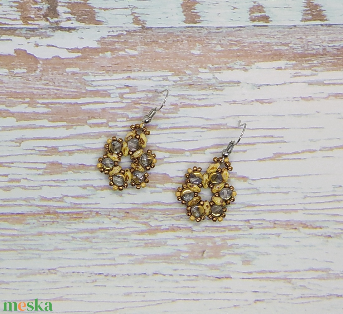 Regina fülbevaló, ajándék, névnap, születésnap, Anyák napja, Nőnap, Húsvét, Karácsony, Télapó, ballagás - ékszer - fülbevaló - lógó fülbevaló - Meska.hu