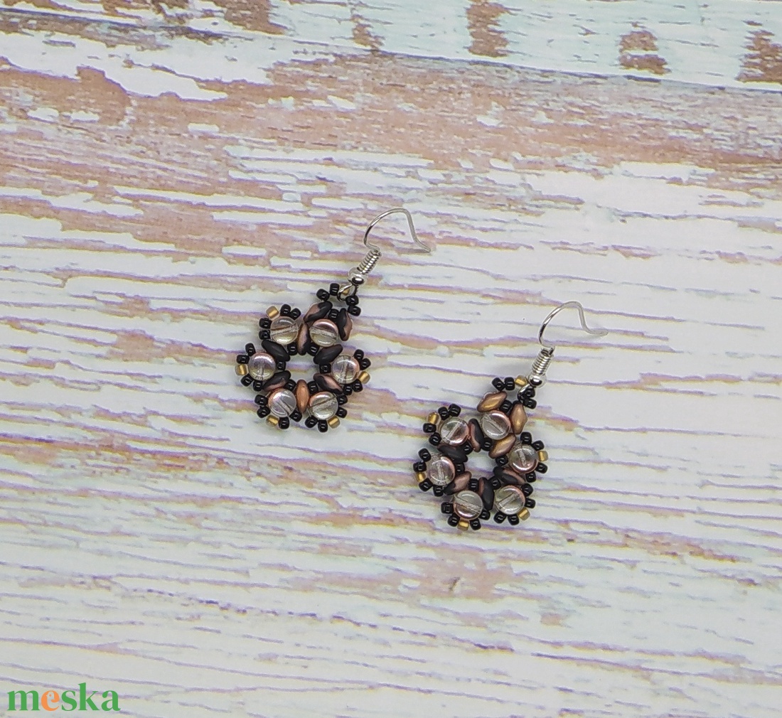 Regina fülbevaló, ajándék, névnap, születésnap, Anyák napja, Nőnap, Húsvét, Karácsony, Télapó, ballagás - ékszer - fülbevaló - lógó fülbevaló - Meska.hu