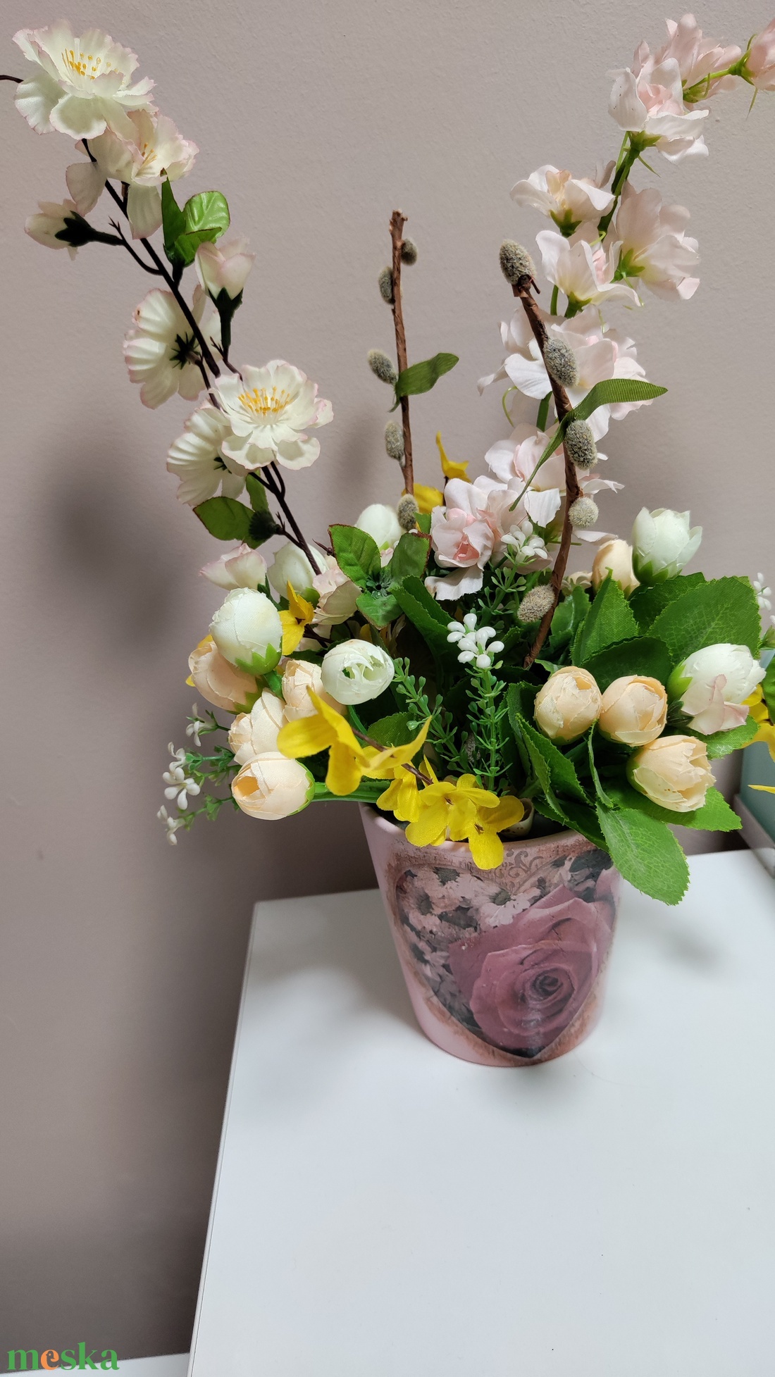 Tavaszi asztal dísz - otthon & életmód - virágdekoráció - virágdíszek - asztali virágdísz - Meska.hu