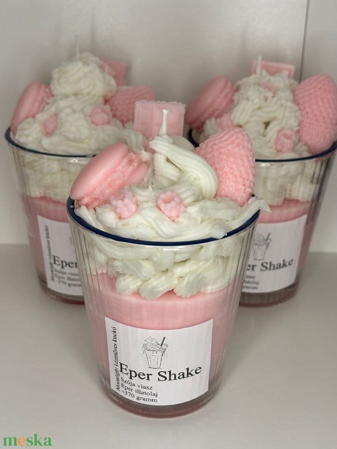 Eper Shake gyertya - kellékek & szerszámok - dekorációs kellékek - dekorációs gyertya - Meska.hu