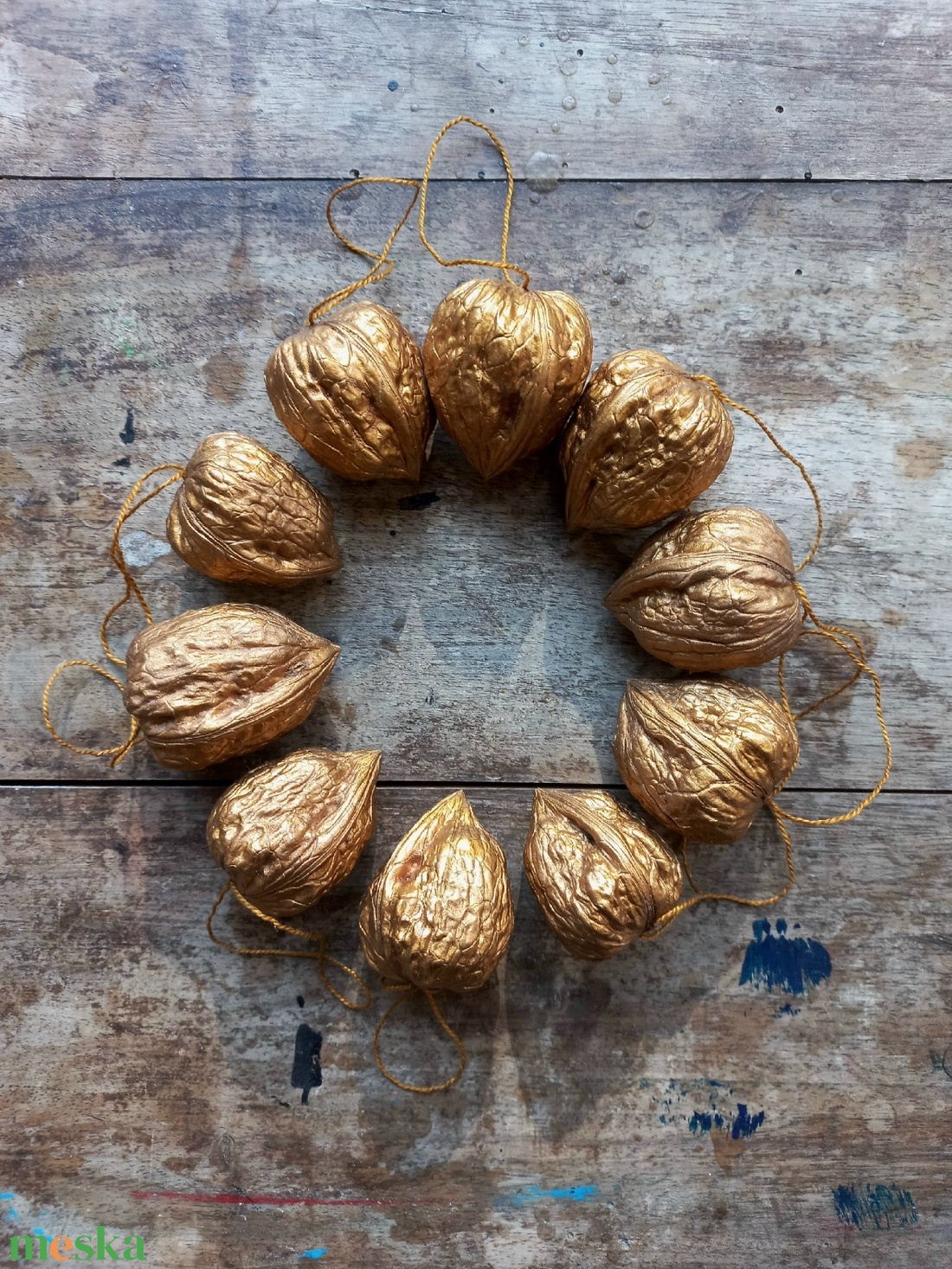 Aranydió karácsonyfadísz 10db - karácsony - karácsonyi lakásdekoráció - karácsonyfadíszek - Meska.hu