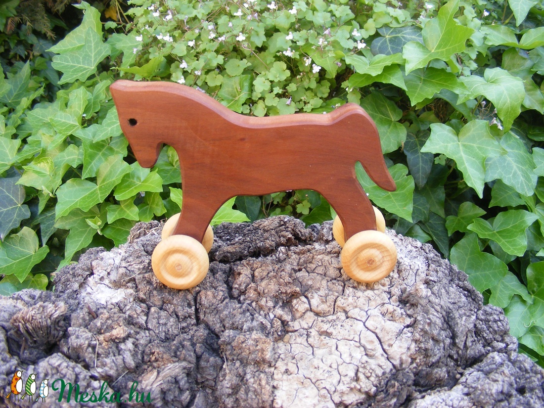 Játék fapaci, fa ló, gurulós fajáték -  - Meska.hu