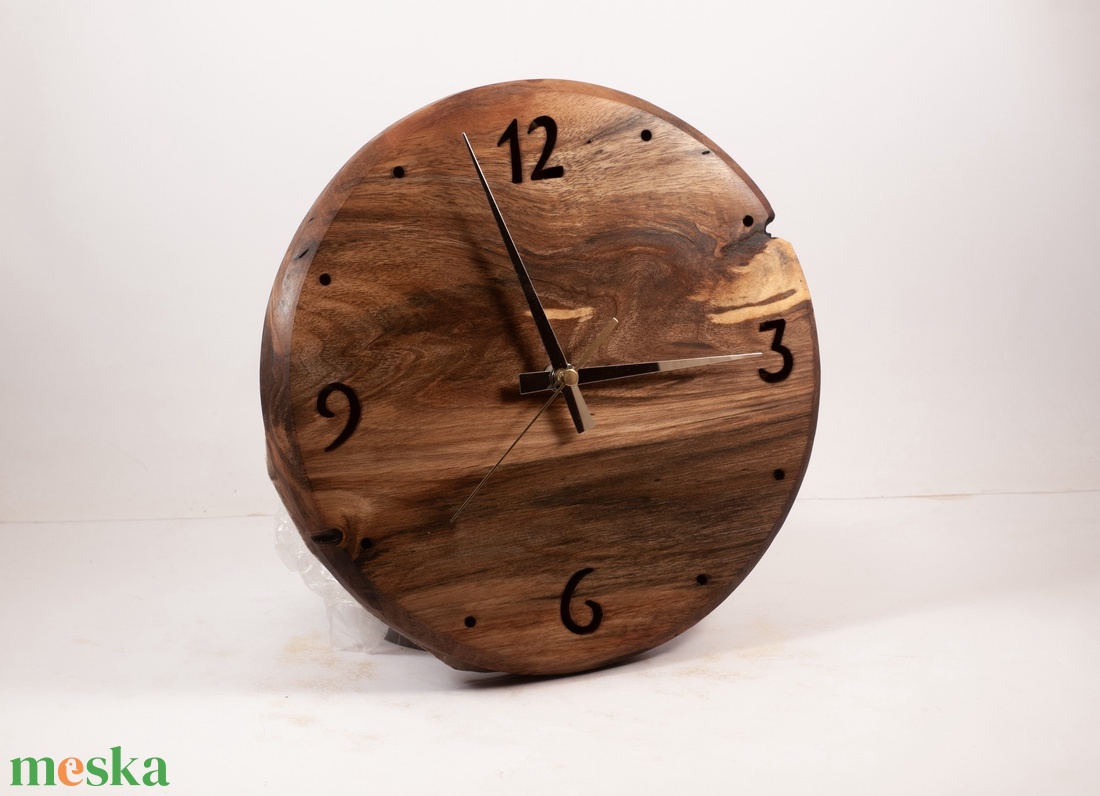 Fa falióra, faóra - otthon & életmód - dekoráció - fali és függő dekoráció - falióra & óra - Meska.hu