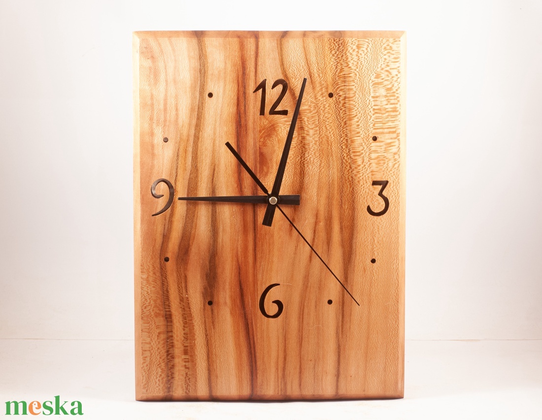 Fa falióra, faóra - otthon & életmód - dekoráció - fali és függő dekoráció - falióra & óra - Meska.hu