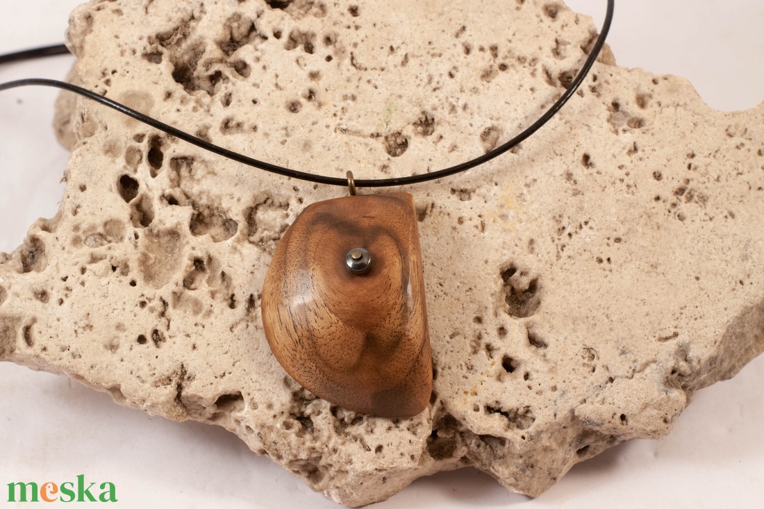 Fa nyaklánc, nyakbavaló  medál - ékszer - nyaklánc - medálos nyaklánc - Meska.hu