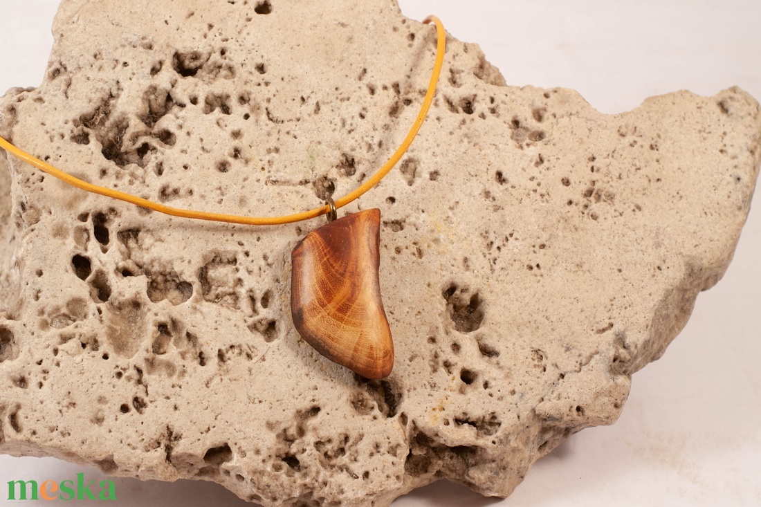 Fa nyaklánc, nyakbavaló  medál - ékszer - nyaklánc - medálos nyaklánc - Meska.hu