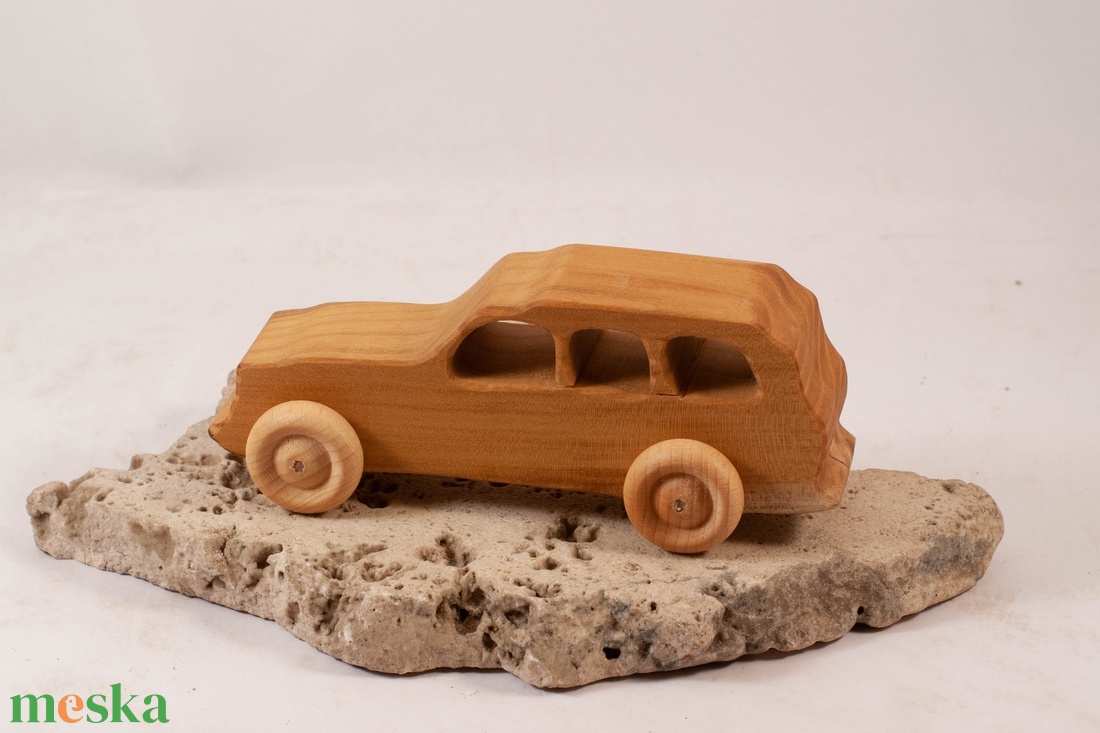 Játék fa autó, terepjáró, old timer, fakocsi - játék & sport - húzó & tolójátékok - Meska.hu