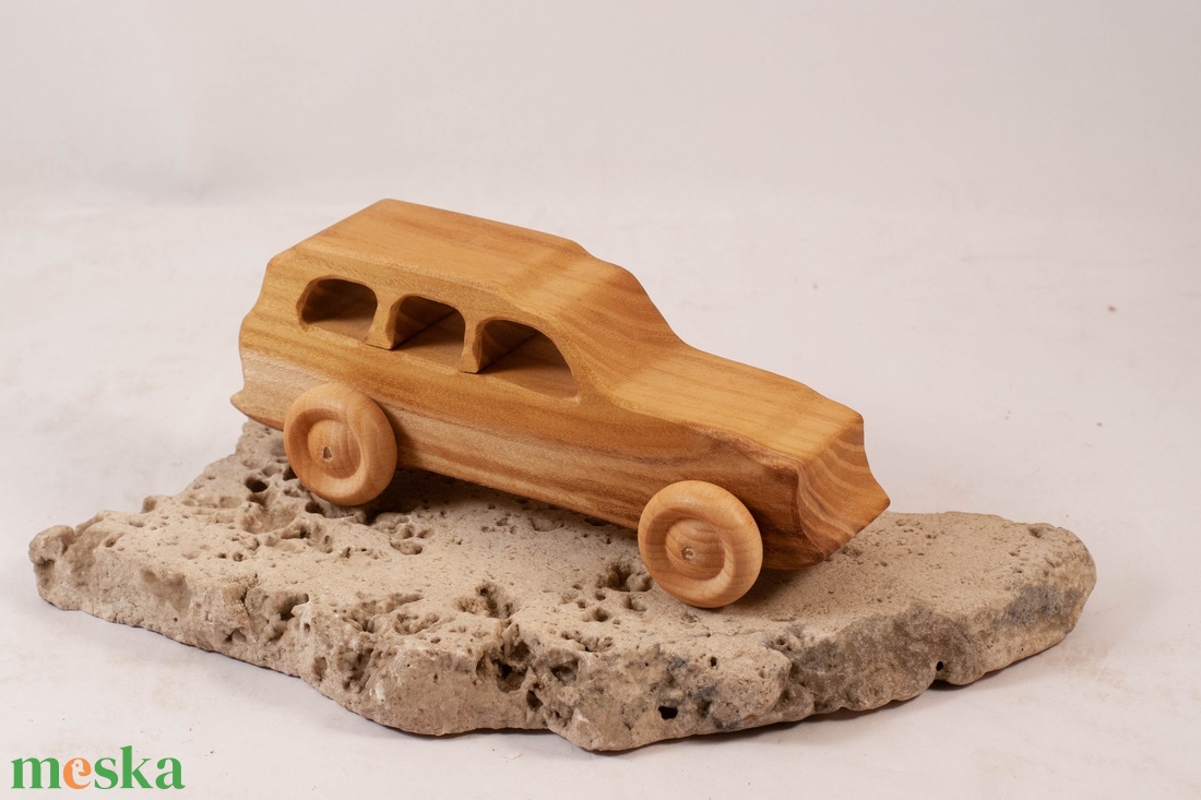Játék fa autó, terepjáró, old timer, fakocsi - játék & sport - húzó & tolójátékok - Meska.hu