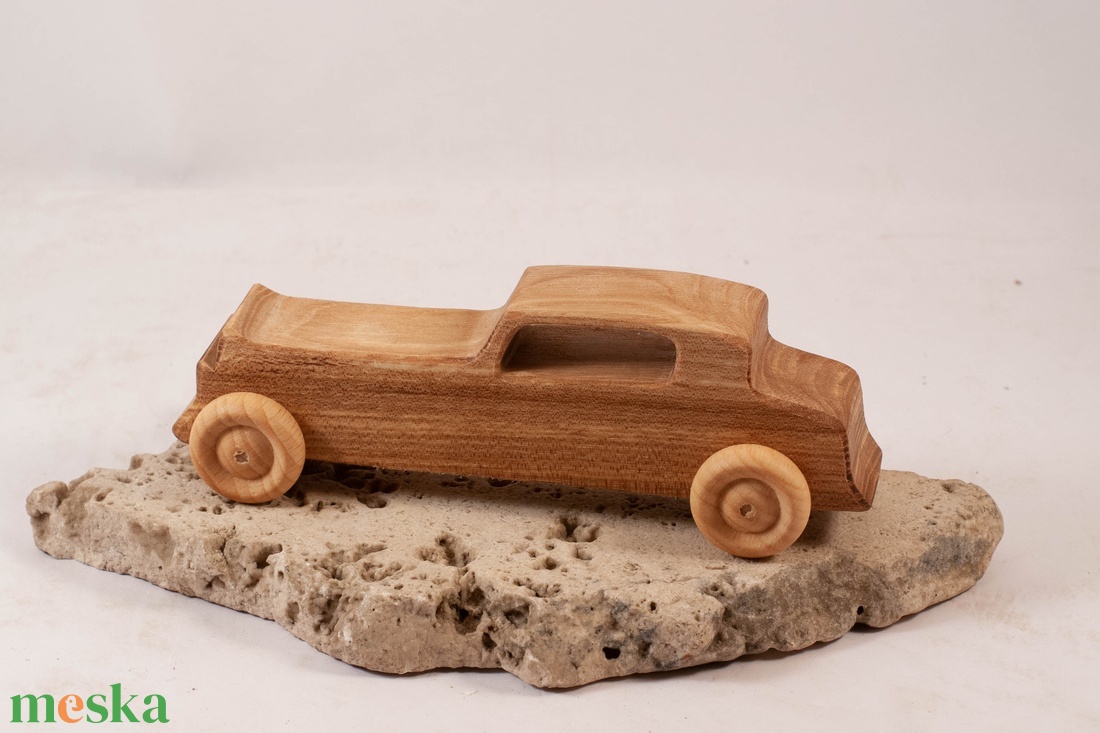 Játék fa autó, old timer , fakocsi - játék & sport - húzó & tolójátékok - Meska.hu