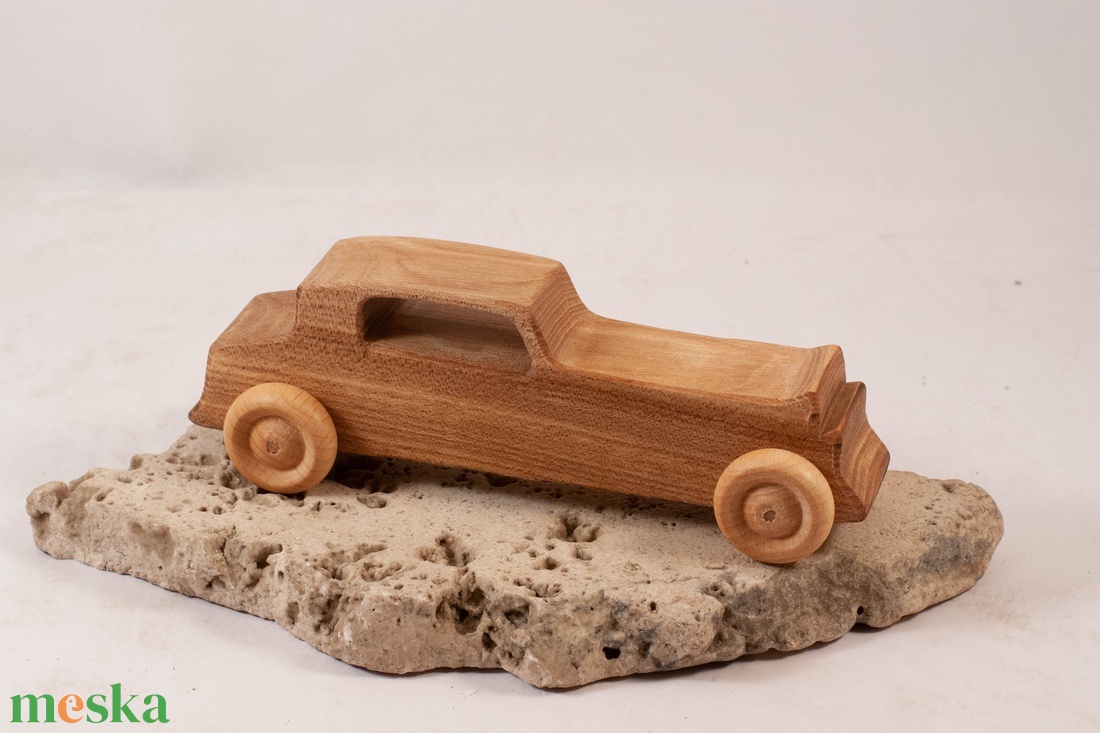 Játék fa autó, old timer , fakocsi - játék & sport - húzó & tolójátékok - Meska.hu