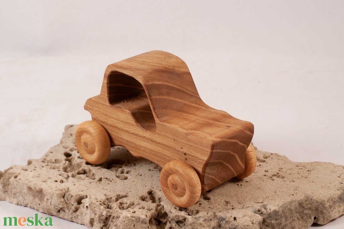Játék fa autó, traktor, fakocsi - játék & sport - húzó & tolójátékok - Meska.hu