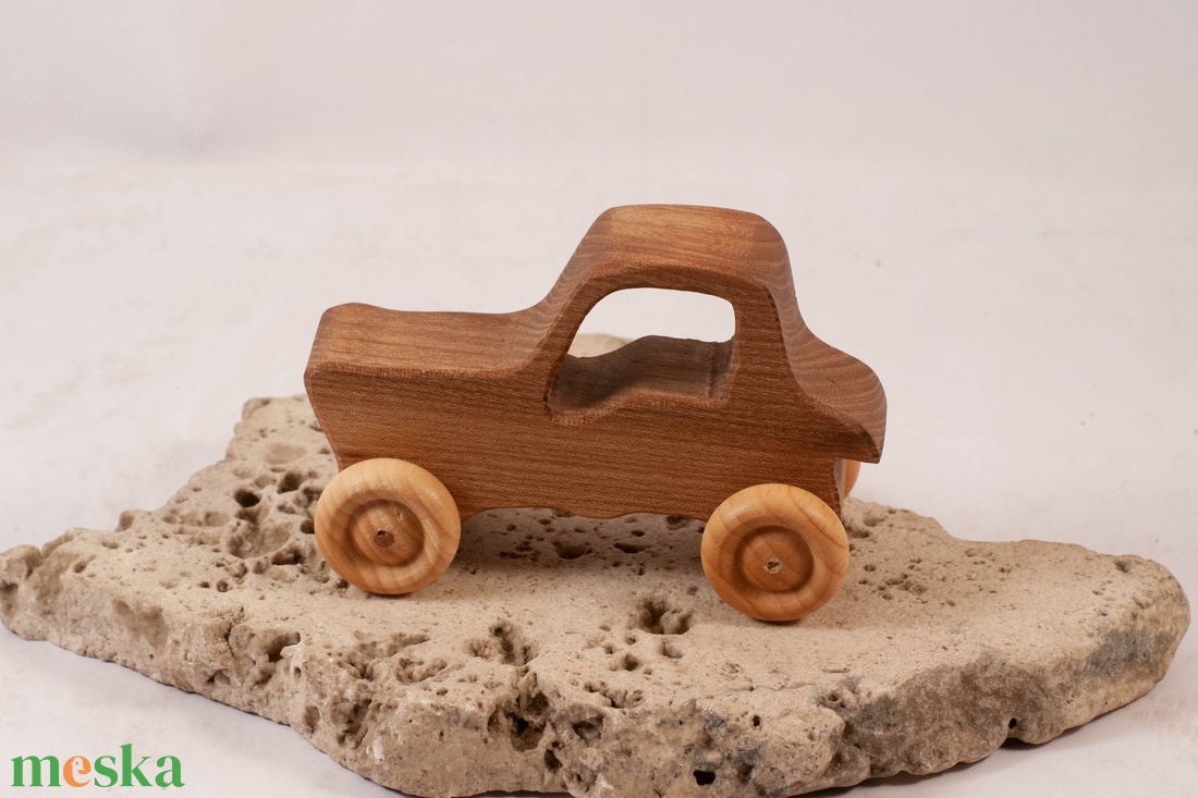 Játék fa autó, traktor, fakocsi - játék & sport - húzó & tolójátékok - Meska.hu