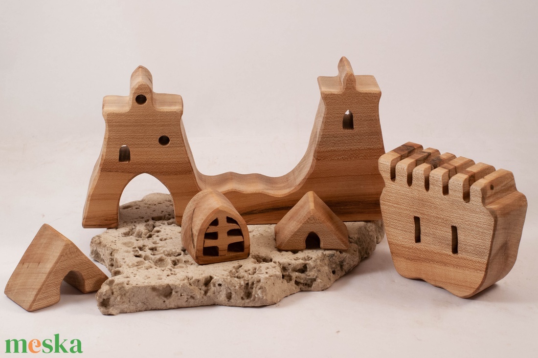  Fa várkastély, fa építő, kirakó - játék & sport - építőjáték - Meska.hu