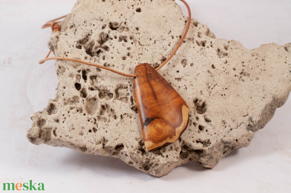 Fa nyaklánc, nyakbavaló  medál - ékszer - nyaklánc - medálos nyaklánc - Meska.hu