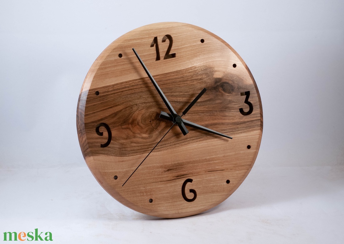 Fa falióra, kerek faóra,  - otthon & életmód - dekoráció - fali és függő dekoráció - falióra & óra - Meska.hu
