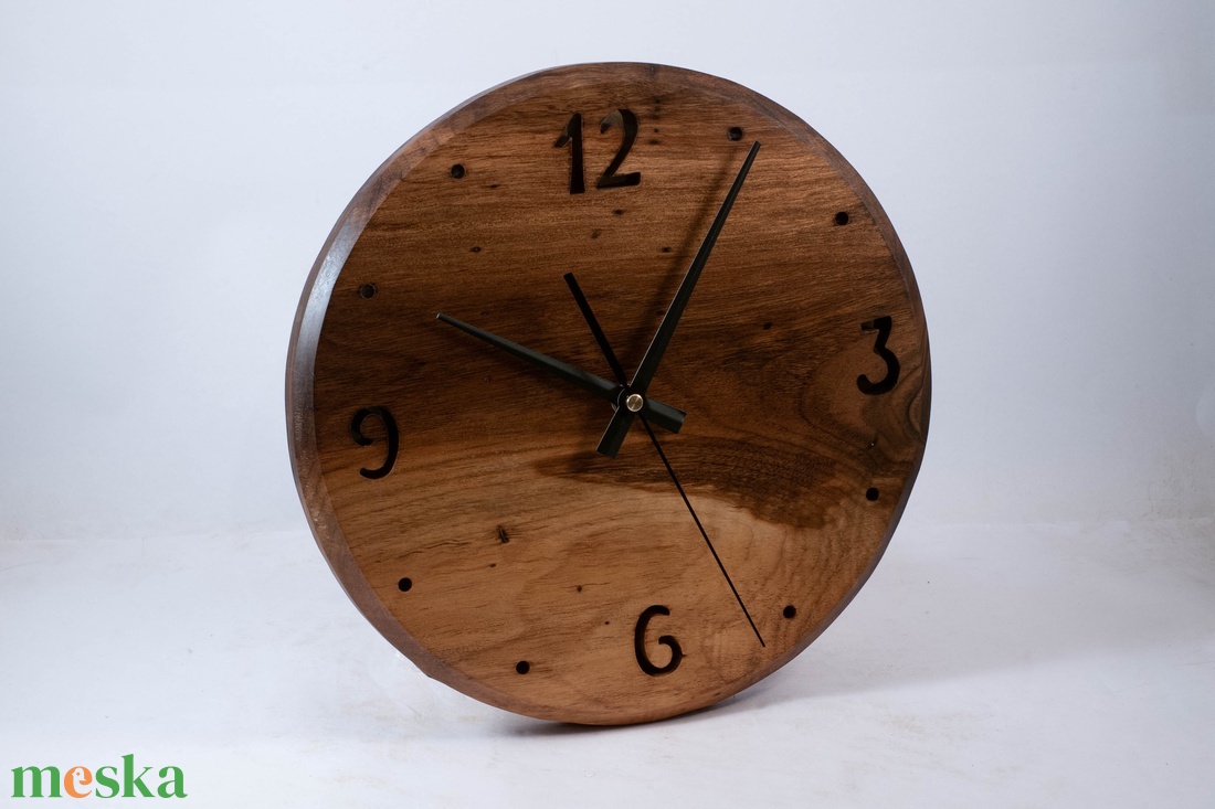 Fa falióra, kerek faóra,  - otthon & életmód - dekoráció - fali és függő dekoráció - falióra & óra - Meska.hu