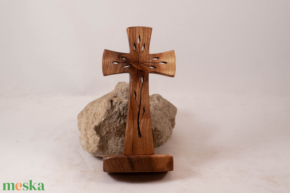 Mintás fakereszt talpas, asztali kereszt - otthon & életmód - vallás - kereszt - Meska.hu