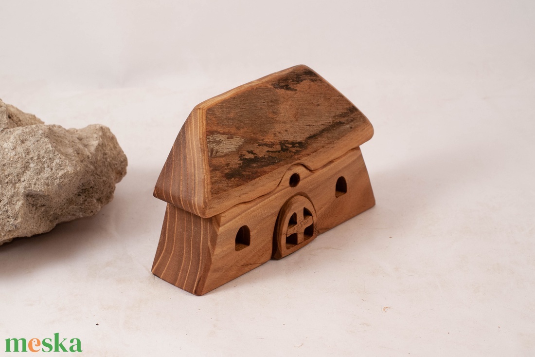  Fa házikó,  fa építő, kirakó - játék & sport - építőjáték - Meska.hu