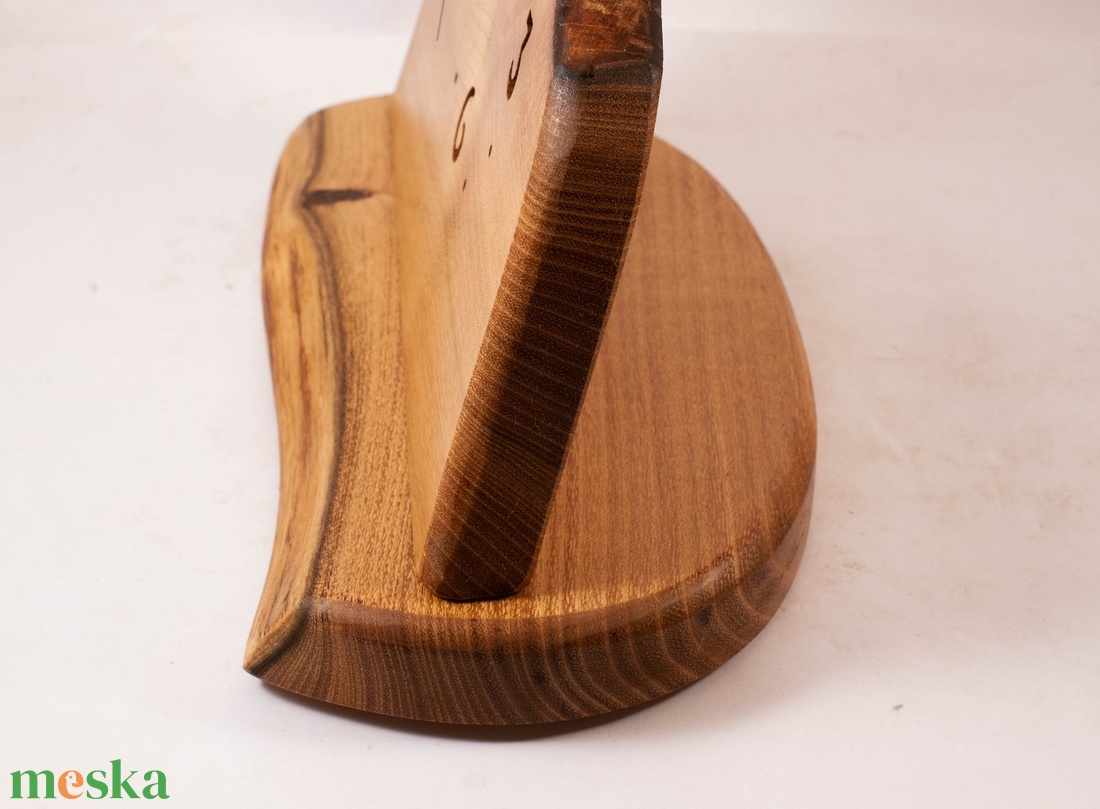 Fa asztali, talpas óra, kandalló óra, rusztikus faóra,  - otthon & életmód - dekoráció - fali és függő dekoráció - falióra & óra - Meska.hu