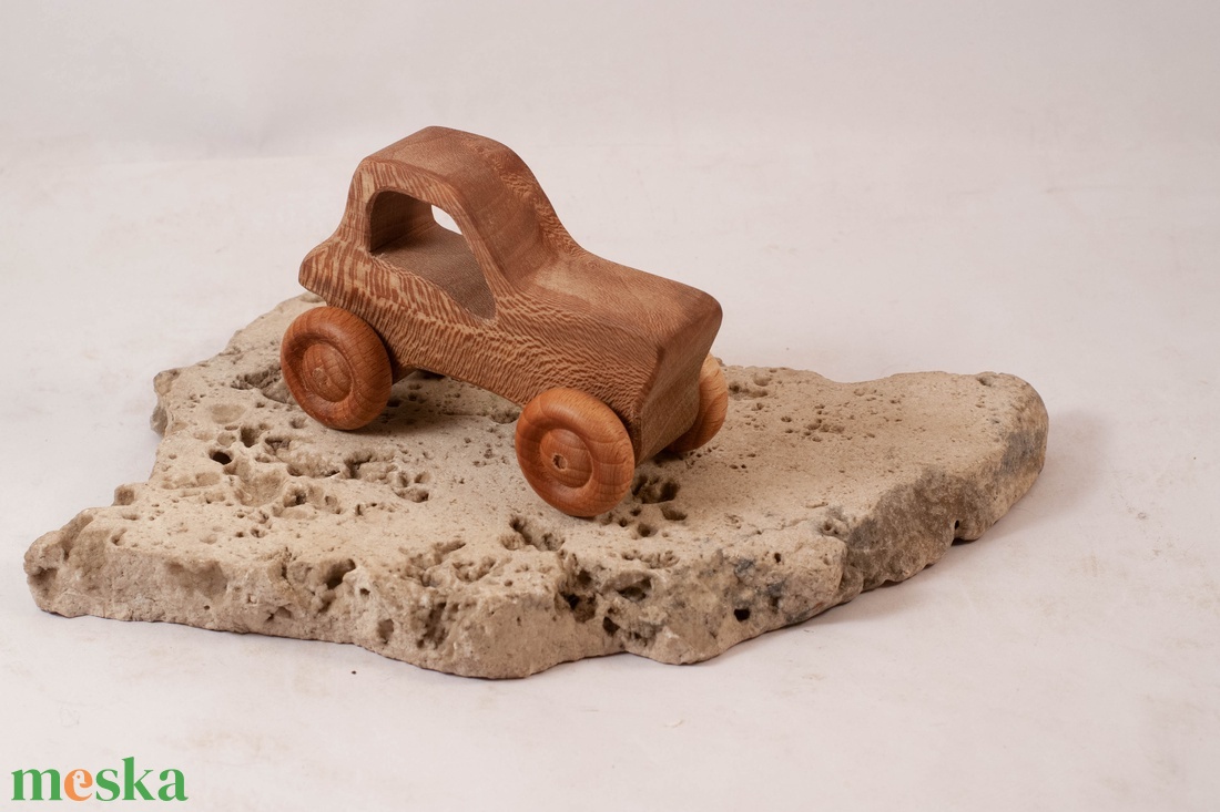 Játék fa autó, traktor , fakocsi - játék & sport - húzó & tolójátékok - Meska.hu