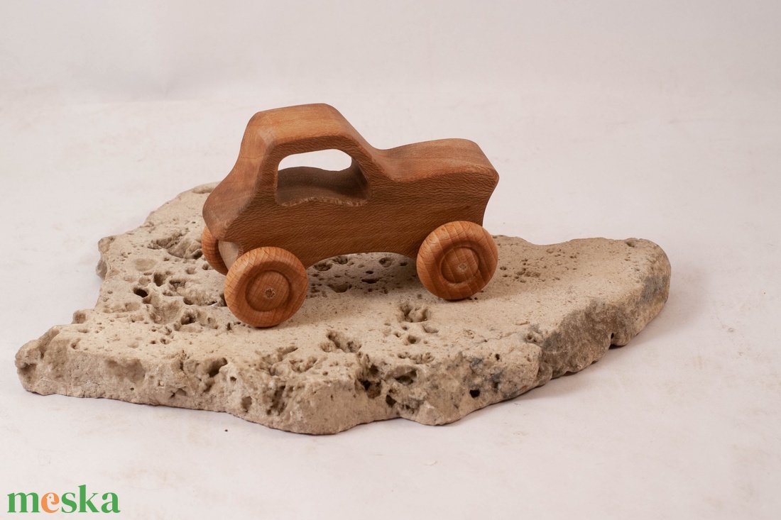 Játék fa autó, traktor , fakocsi - játék & sport - húzó & tolójátékok - Meska.hu