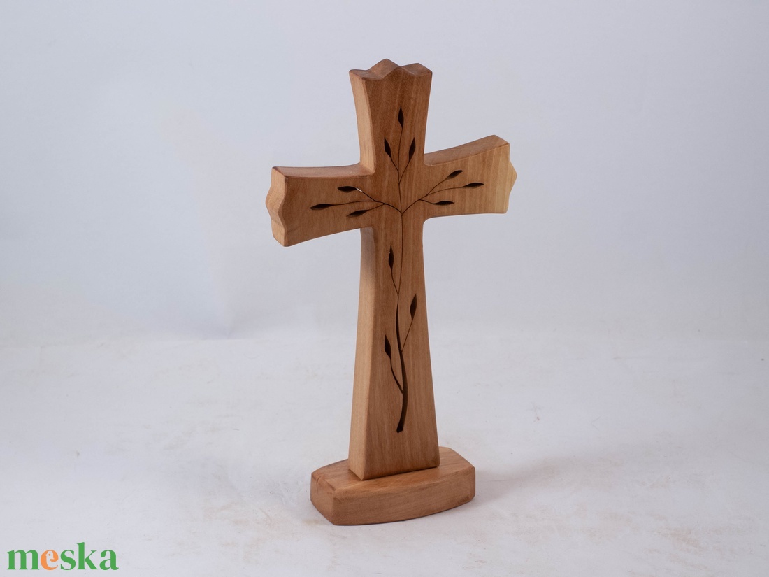 Talpas, mintás fakereszt, asztali kereszt  - otthon & életmód - vallás - kereszt - Meska.hu