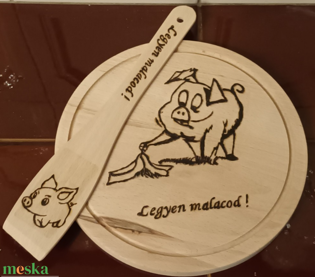 Konyhai szett, malacos, vicces, újévi - otthon & életmód - konyhafelszerelés, tálalás - sütés, főzés - vágódeszka - Meska.hu