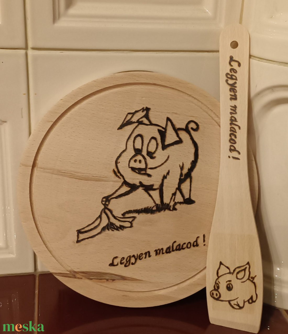 Konyhai szett, malacos, vicces, újévi - otthon & életmód - konyhafelszerelés, tálalás - sütés, főzés - vágódeszka - Meska.hu