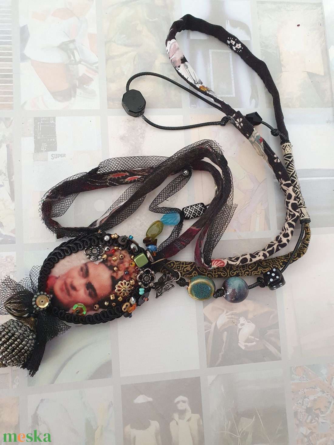 Frida lepkével - ékszer - nyaklánc - medálos nyaklánc - Meska.hu Frida lepkével - ékszer - nyaklánc - medálos nyaklánc - Meska.hu