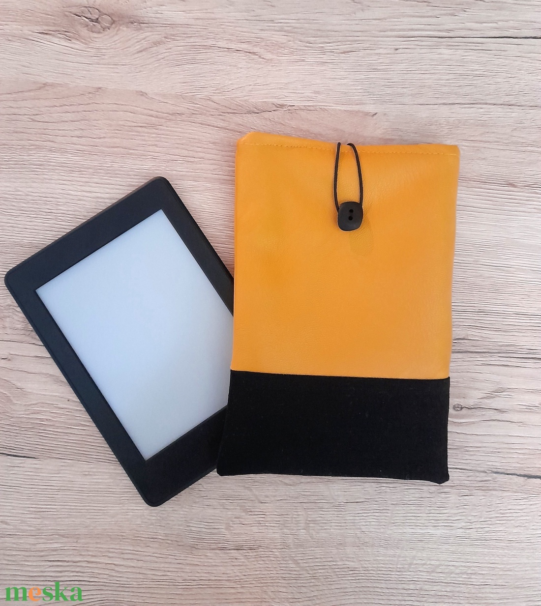 Napsárga-fekete textilbőr e-book, tablet, könyvtok - táska & tok - ebook & tablet tok - Meska.hu