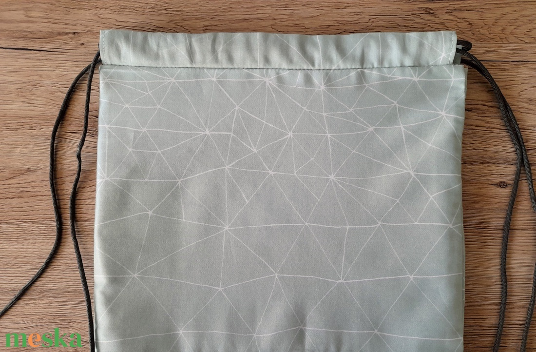 Triangle hátizsák - táska & tok - hátizsák - hátizsák - Meska.hu