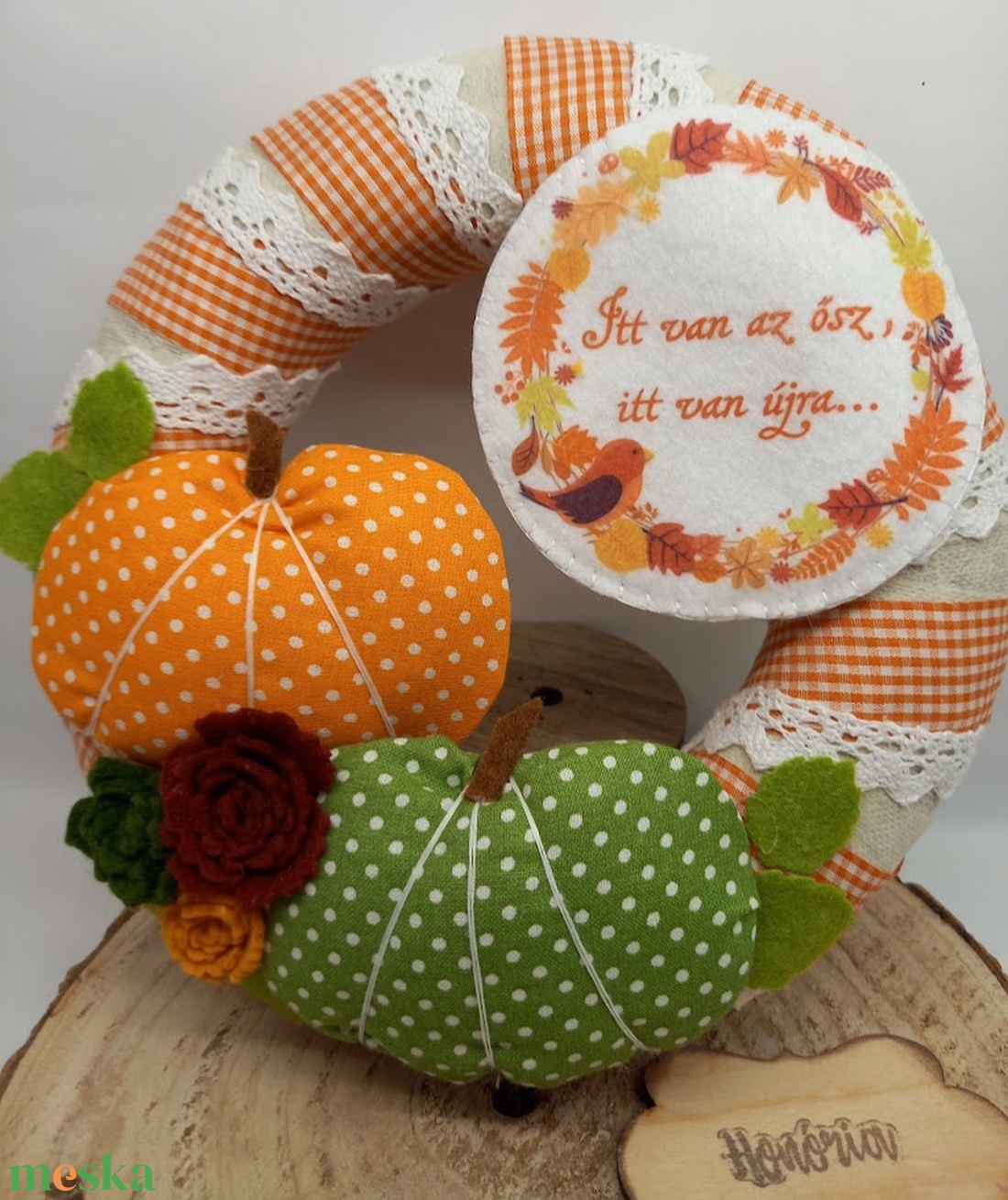 Őszi tökös , filc virágos -AJTÓDÍSZ - otthon & életmód - dekoráció - ajtó- és ablak dekoráció - ajtódísz & kopogtató - Meska.hu