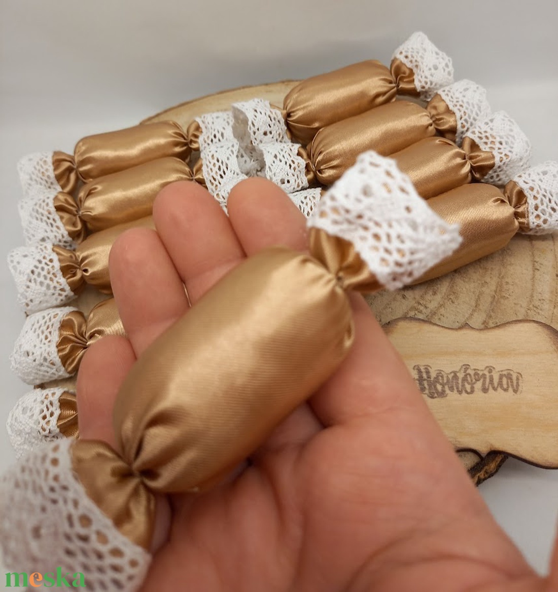 Textil szaloncukor (10 db/csomag) - karácsony - karácsonyi lakásdekoráció - karácsonyfadíszek - Meska.hu