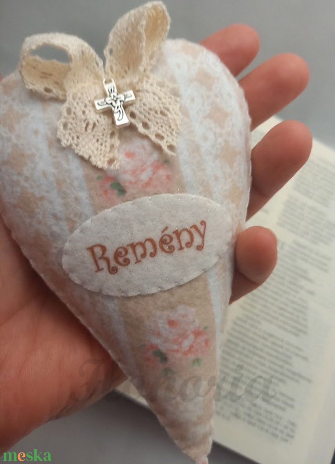Levendulás szív-Keresztény- Remény (csíkos-rózsás) - otthon & életmód - gyertya, illat, aroma - illatzsák - Meska.hu Levendulás szív-Keresztény- Remény (csíkos-rózsás) - otthon & életmód - gyertya, illat, aroma - illatzsák - Meska.hu