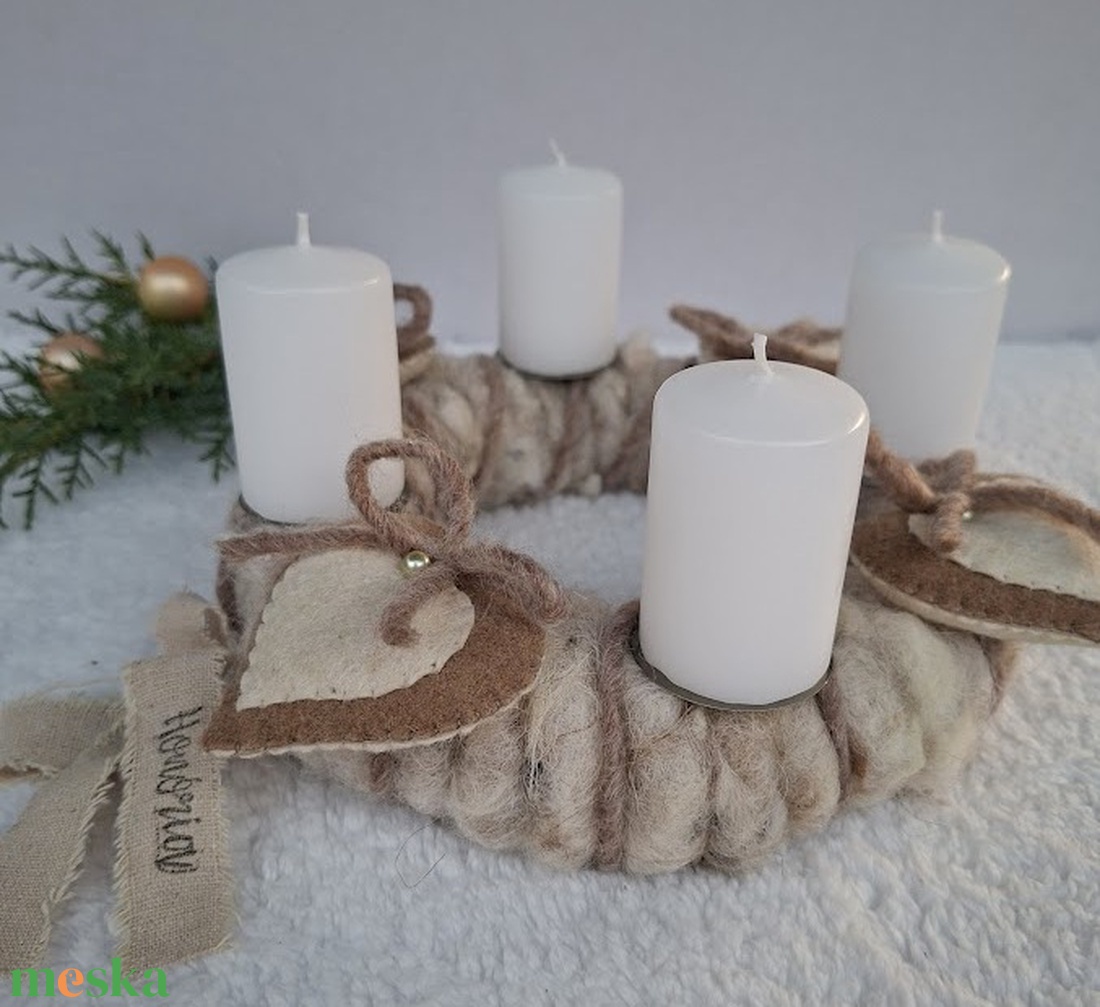 Adventi koszorú-gyapjúfilc-Vintage hangulat - karácsony - adventi díszek - adventi koszorú - Meska.hu