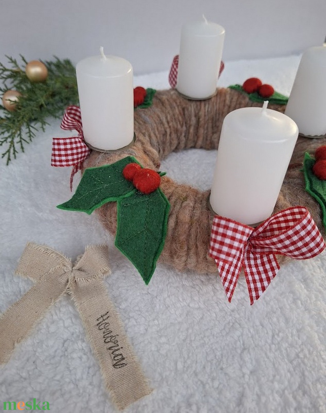 Adventi koszorú-gyapjúfilc-Piros kockás-Vintage hangulat - karácsony - adventi díszek - adventi koszorú - Meska.hu