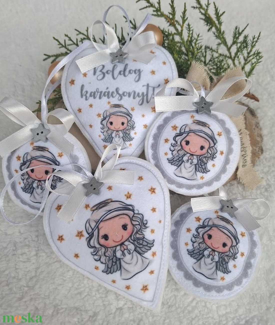 Mosolygós angyalka szett (5db)-karácsonyi filcdísz csomag - karácsony - karácsonyi lakásdekoráció - karácsonyfadíszek - Meska.hu