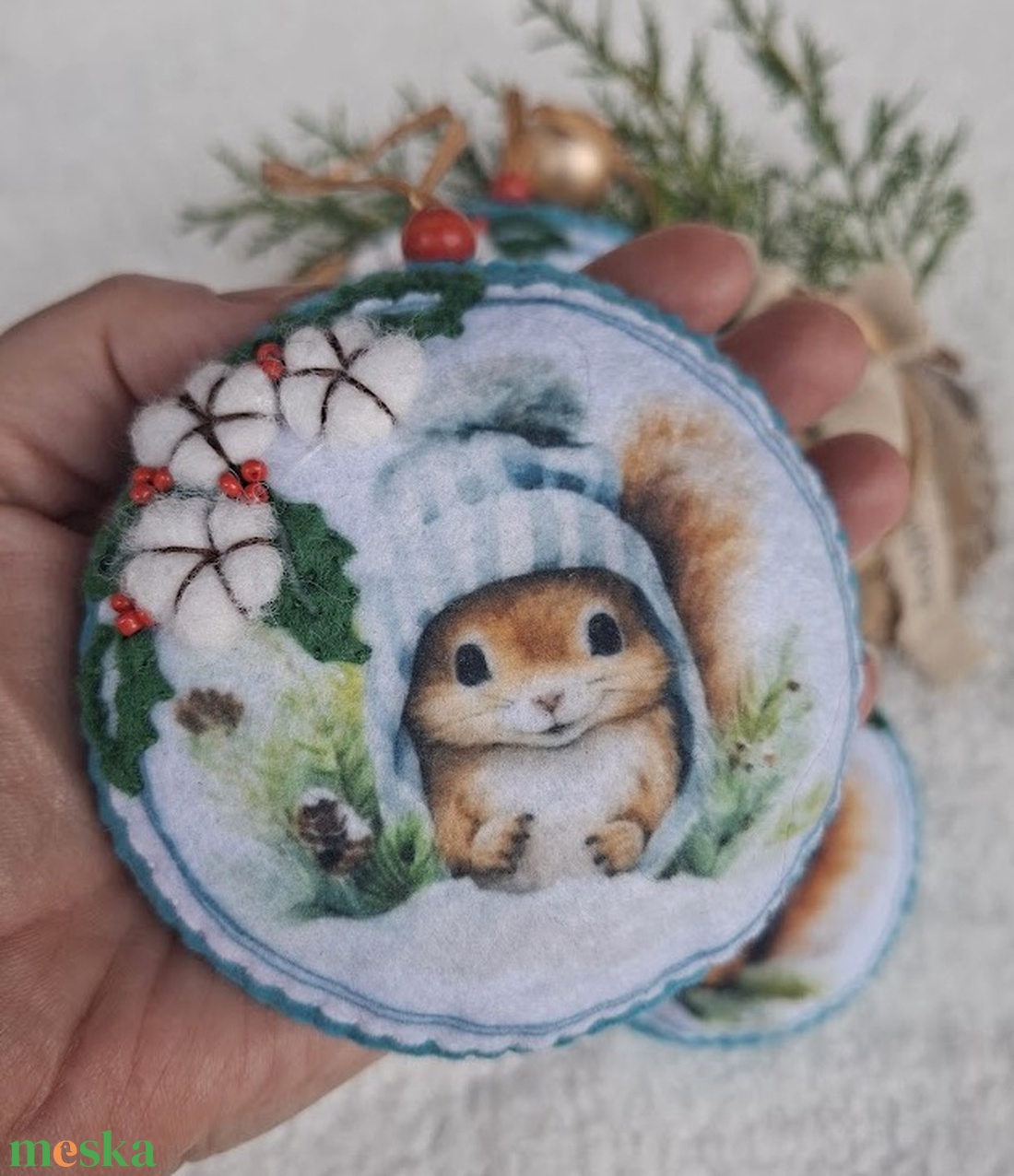 Karácsonyi cuki mókusok gyapotvirággal - filc karácsonyfa dísz szett - karácsony - karácsonyi lakásdekoráció - karácsonyfadíszek - Meska.hu