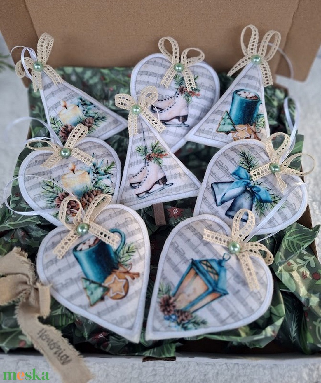 Filc karácsonyfa dísz(8 db)-Tradicionális- vintage hangulat - karácsony - karácsonyi lakásdekoráció - karácsonyfadíszek - Meska.hu