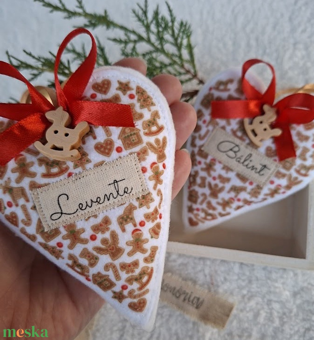 Egyedi Névre szóló-NÉVVEL- filc karácsonyfa dísz szett (4 db) - karácsony - karácsonyi lakásdekoráció - karácsonyfadíszek - Meska.hu