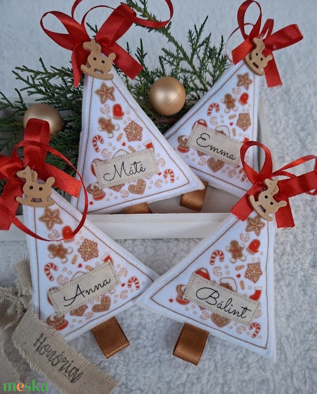 Egyedi Névre szóló-NÉVVEL- filc karácsonyfa dísz szett (4 db) - karácsony - karácsonyi lakásdekoráció - karácsonyfadíszek - Meska.hu