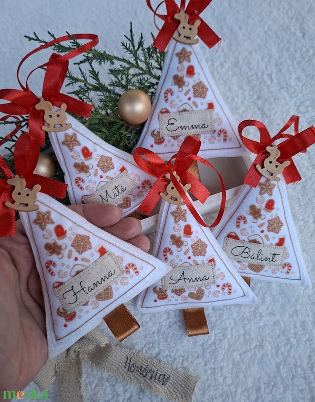 Egyedi Névre szóló-NÉVVEL- filc karácsonyfa dísz szett (5 db) - karácsony - karácsonyi lakásdekoráció - karácsonyfadíszek - Meska.hu